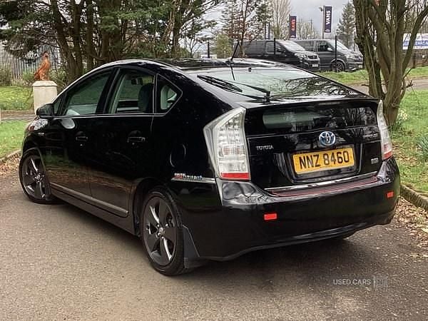 Used Toyota Prius 136 HP (100 kW) 2010 Black Hatchback