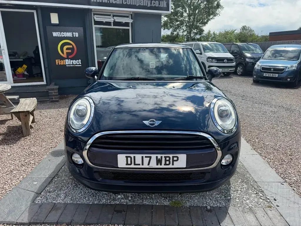 Used Mini Cooper D Hatch 2017 Blue Hatchback