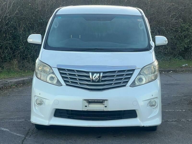 Usado Toyota Alphard 2008 Blanco Monovolumen