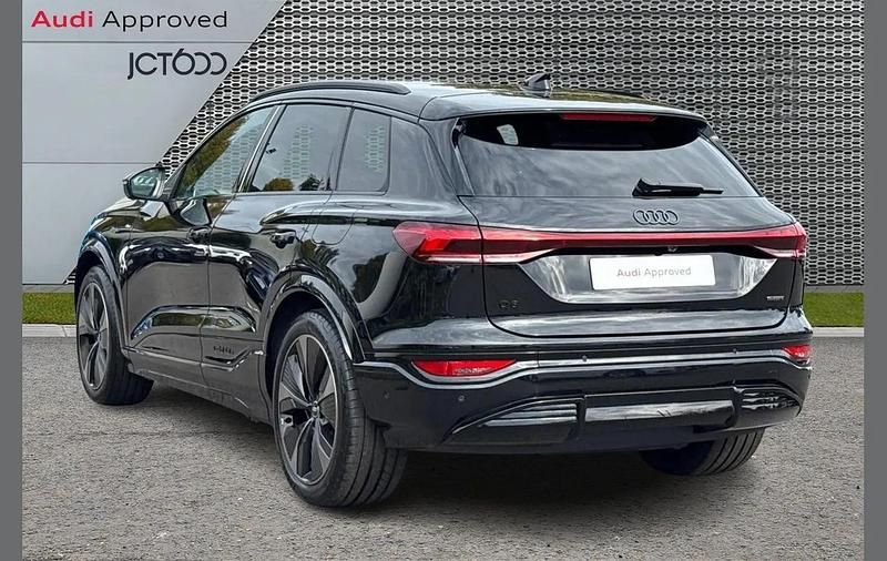 Used Audi Q6 e-tron Advanced 280 kW (382 HP) 2025 Black SUV