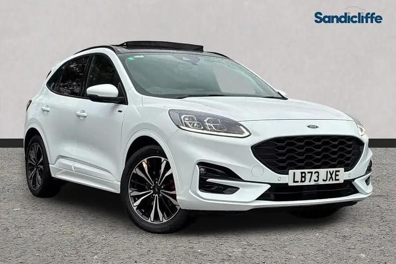 White Used 2023 Ford Kuga ST-Line X SUV | £19,795 (Fair price) - Image 1/4