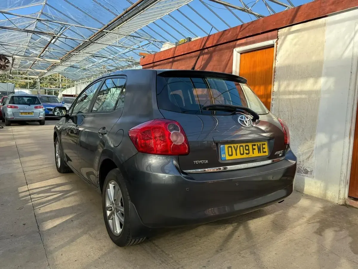 Used Toyota Auris 2009 Grey Hatchback