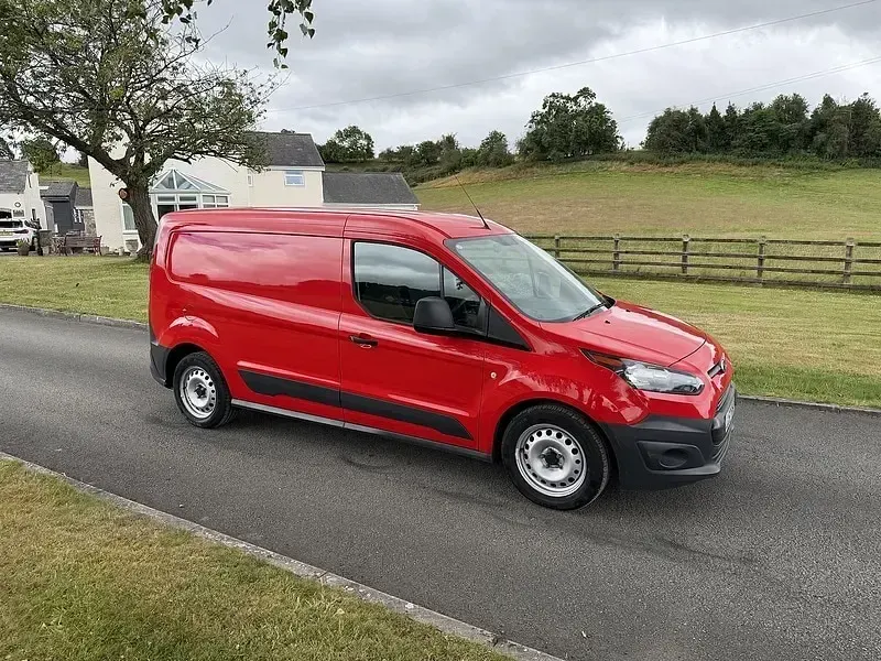 Used Ford Transit 100 HP (73 kW) 2018 Red Van