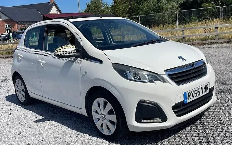 Used Peugeot 108 Active 68 HP (50 kW) 2015 Cabriolet