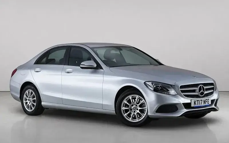 Used Mercedes C200 SE 184 HP (135 kW) 2017 Sedan