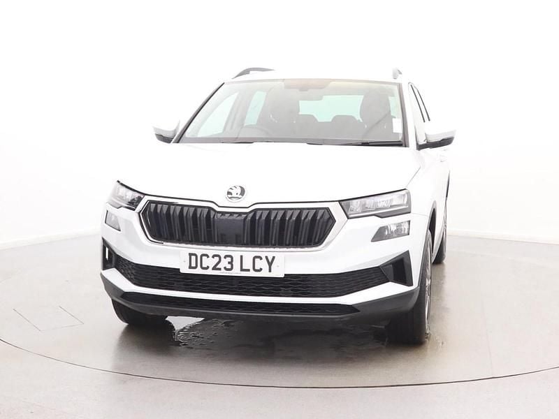 Used Skoda Karoq SE Drive 2023 White SUV
