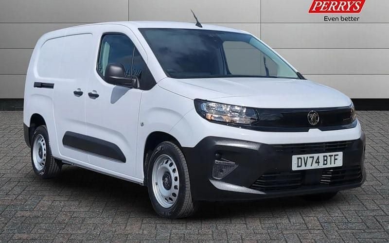 New 2025 Vauxhall Combo MPV | £18,000 (Good price) - Image 1/4