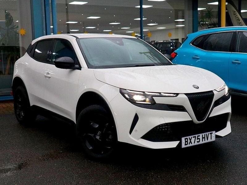 White sempione Used 2025 Alfa Romeo GT Junior Hatchback | £25,989 (Super price) - Image 1/1