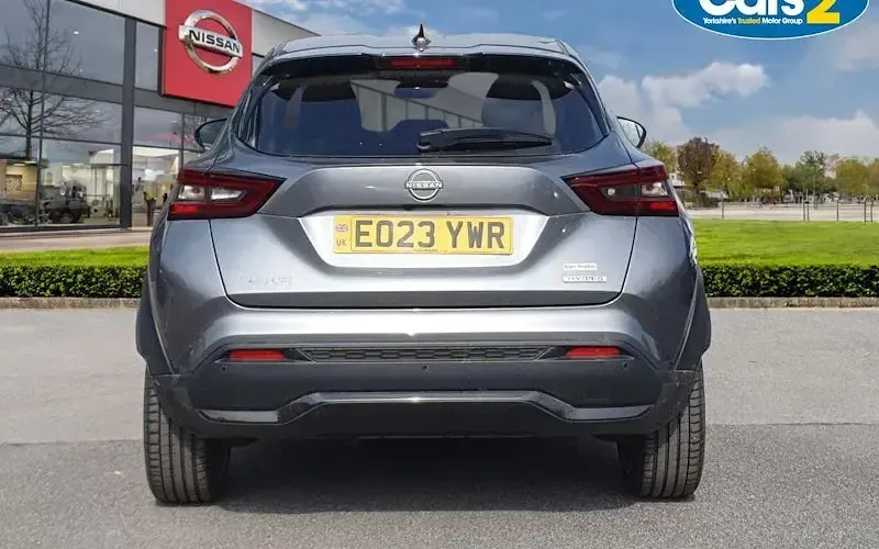 Gebraucht Nissan Juke Tekna+ 143 PS (105 kW) 2023 Grau SUV