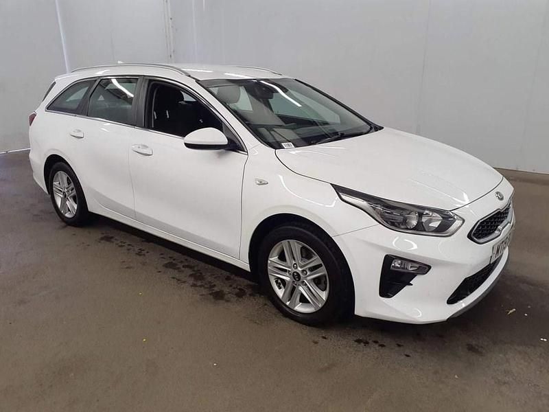 White Used 2019 Kia Ceed Sportswagon 2 Estate | £10,499 (Fair price) - Image 1/4