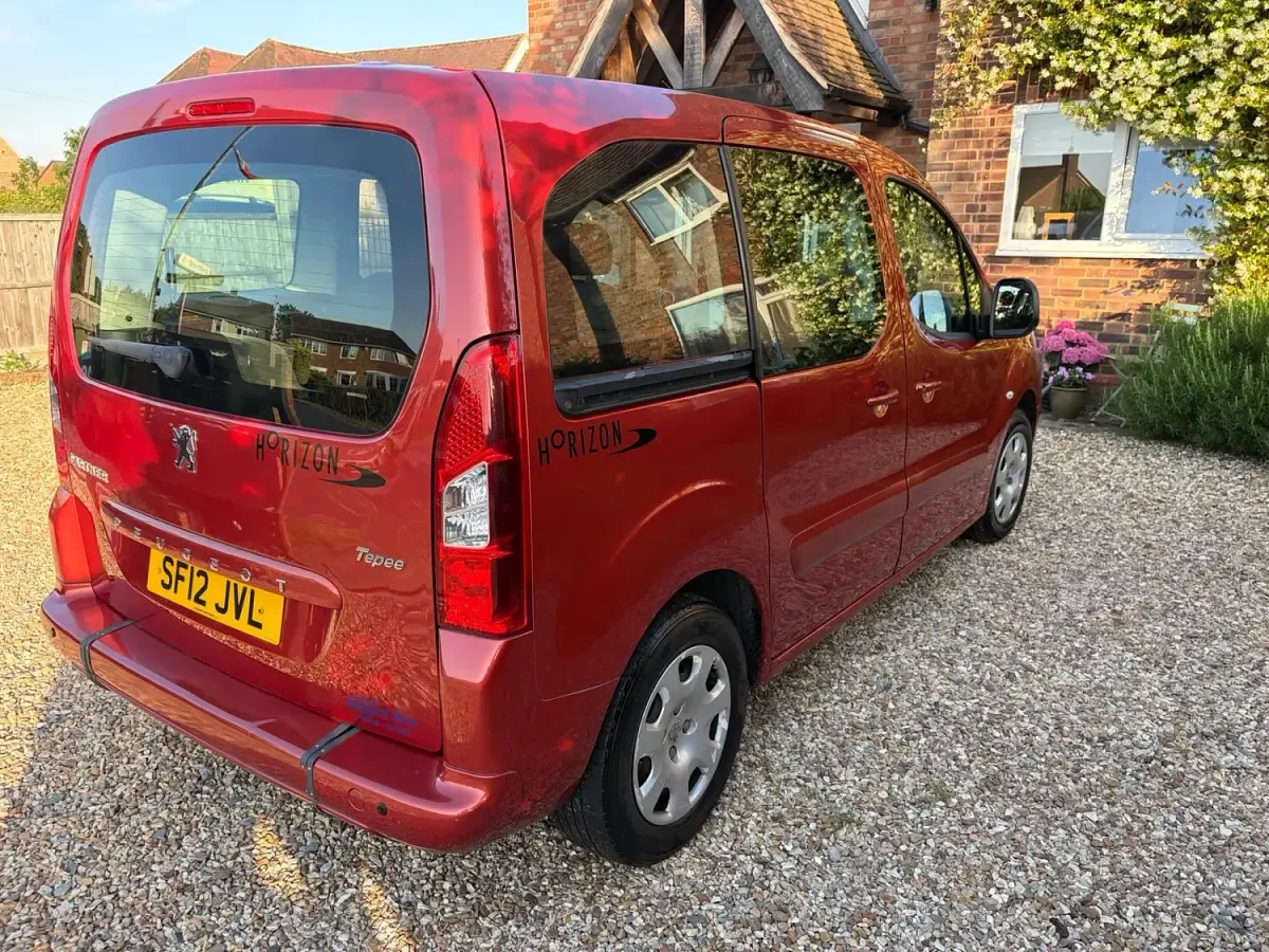 Used Peugeot Partner Tepee S 2012 Red MPV