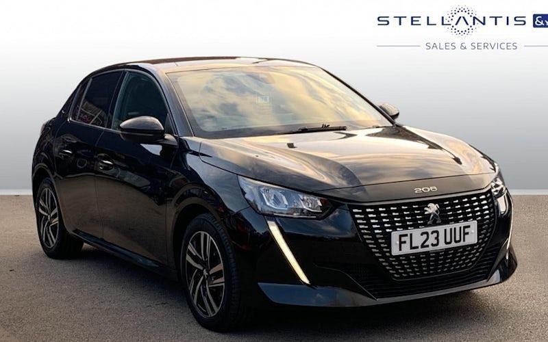 Used Peugeot 208 Allure+ 102 HP (75 kW) 2023 Black Hatchback