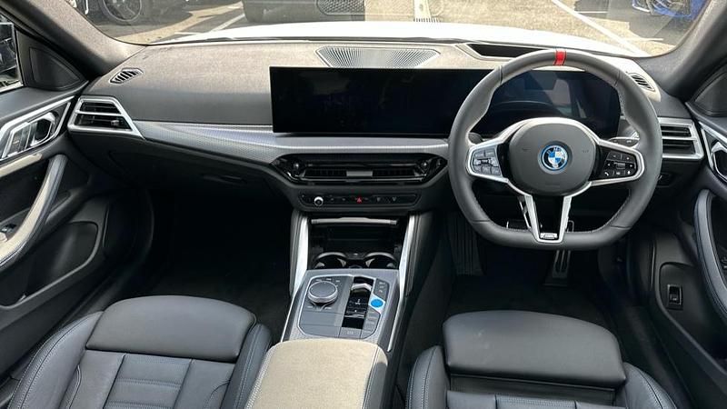 Used BMW i4 Shadowline 394 kW (537 HP) 2025 White Sedan