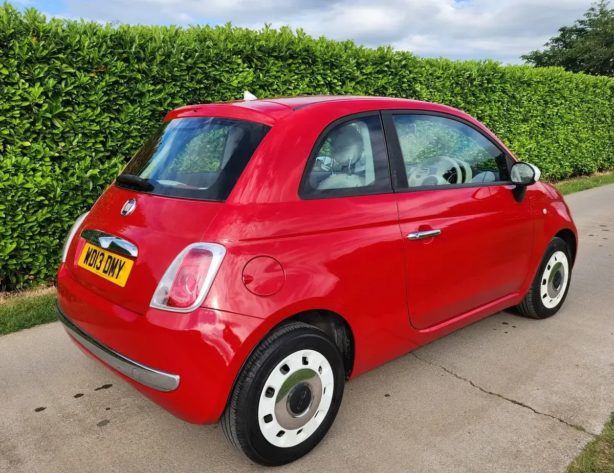 Used Fiat 500 69 HP (50 kW) 2013 Red Hatchback