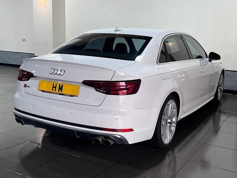 Used Audi S4 Comfort 354 HP (260 kW) 2017 White Sedan