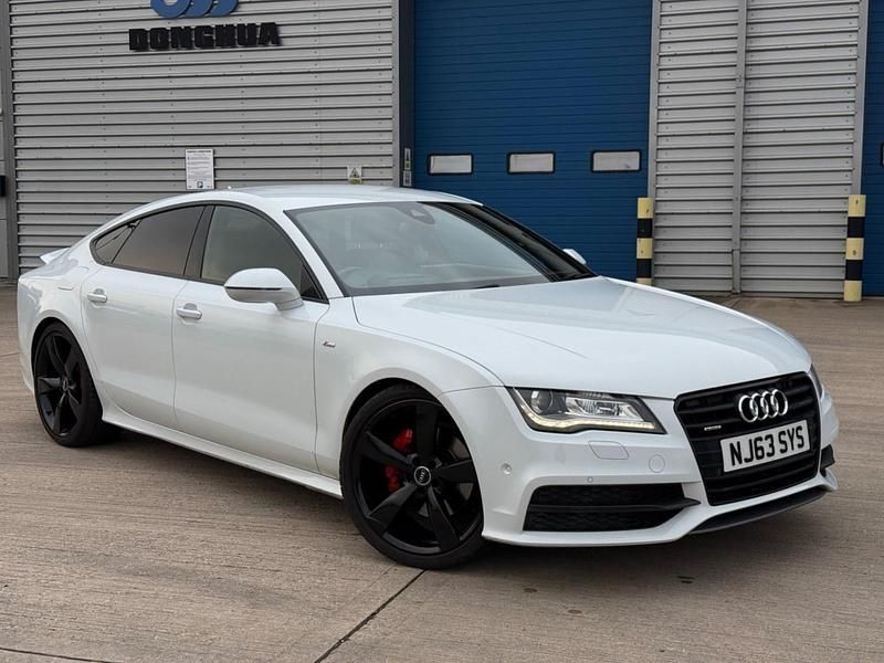 Used Audi A7 2013 White Hatchback