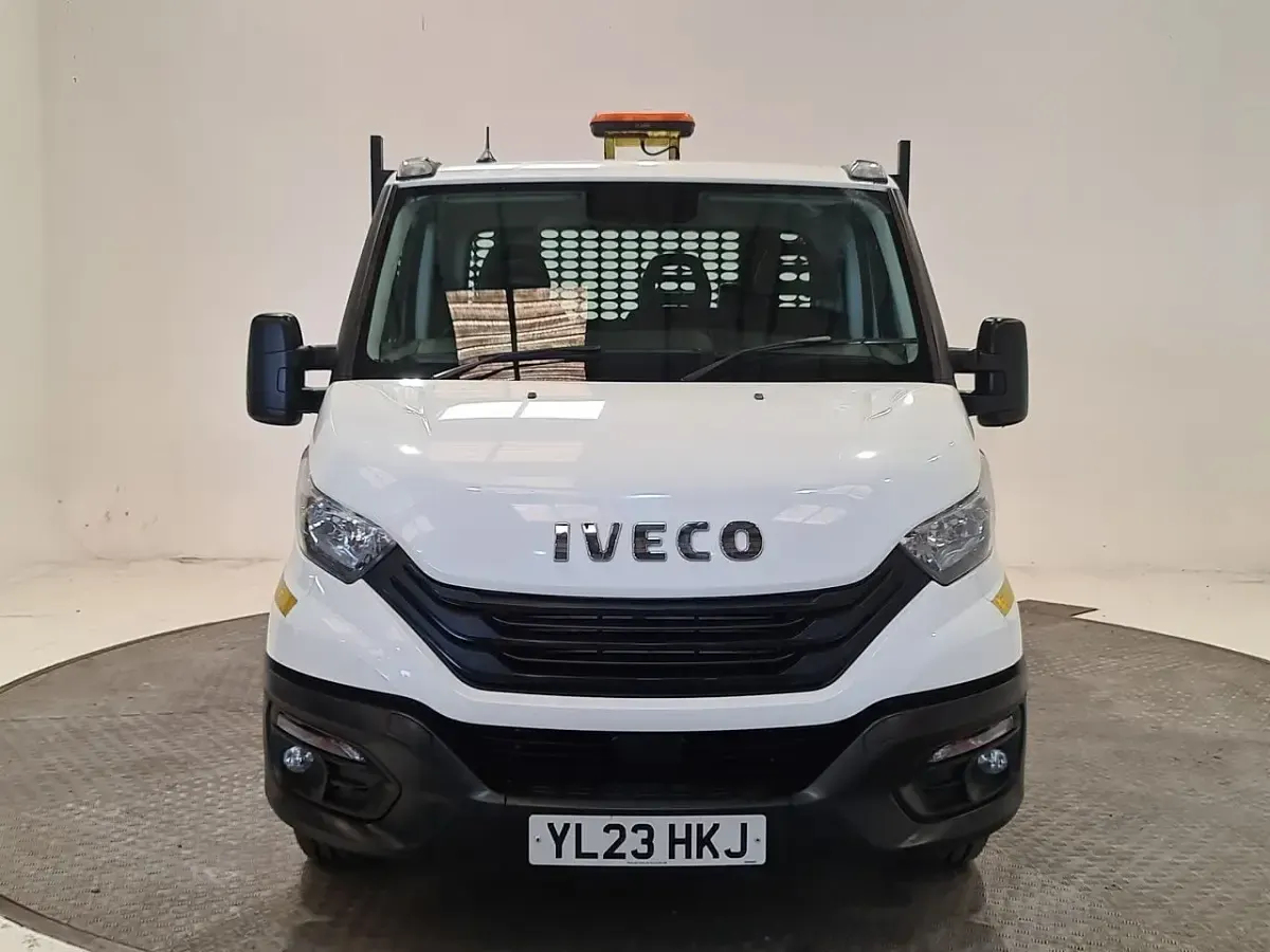 Used Iveco Daily 136 HP (100 kW) 2023 White