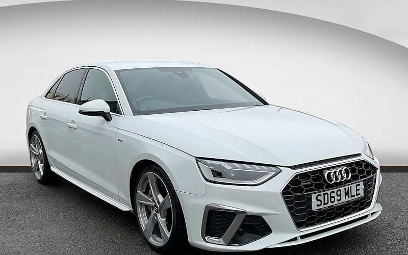 Used Audi A4 S-Line 245 HP (180 kW) 2019 White Sedan