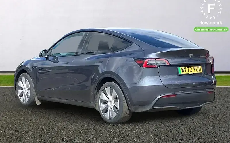 Used Tesla Model Y Long Range AWD 286 kW (389 HP) 2025 SUV