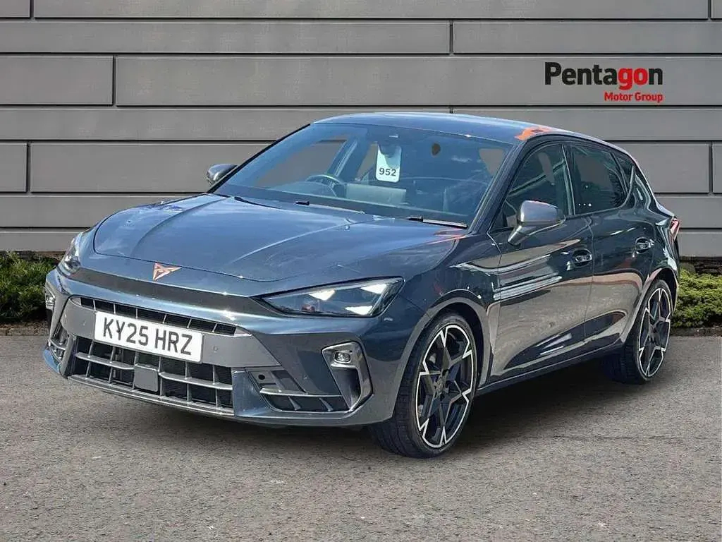 Used Cupra Leon 150 HP (110 kW) 2025 Grey Hatchback