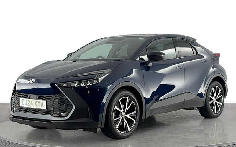 Used Toyota C-HR Design 140 HP (102 kW) 2026 SUV