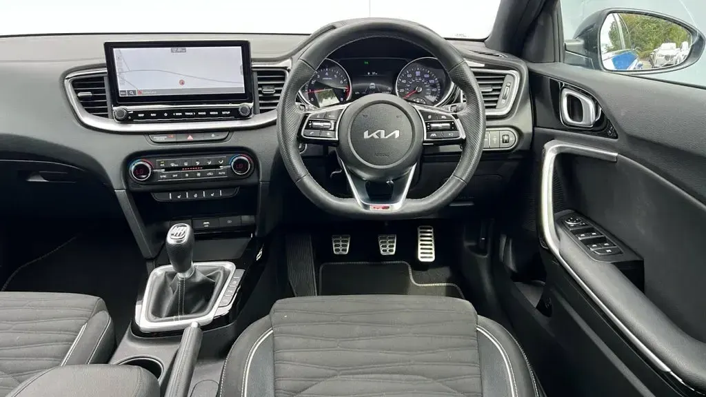 Used Kia Ceed GT-Line 2022 Blue Hatchback