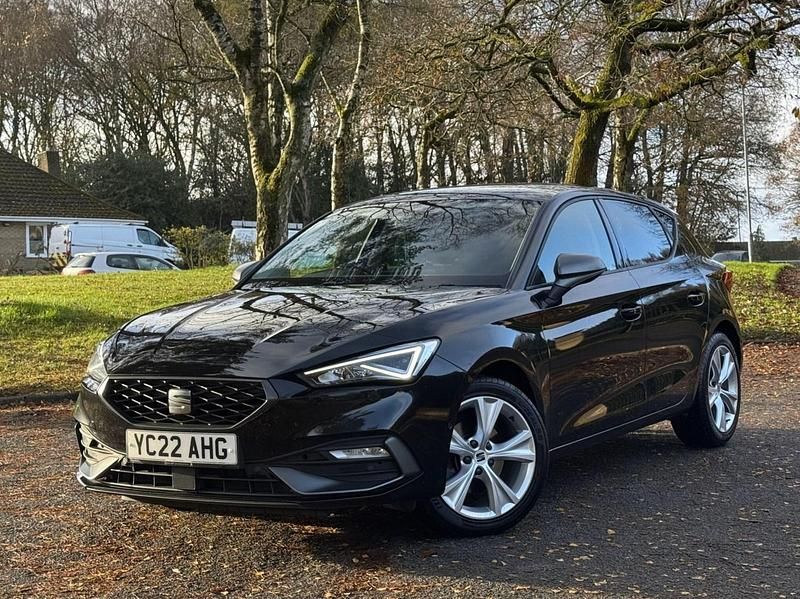Black Used 2022 Seat Leon FR Hatchback | £11,995 (Fair price) - Image 1/4