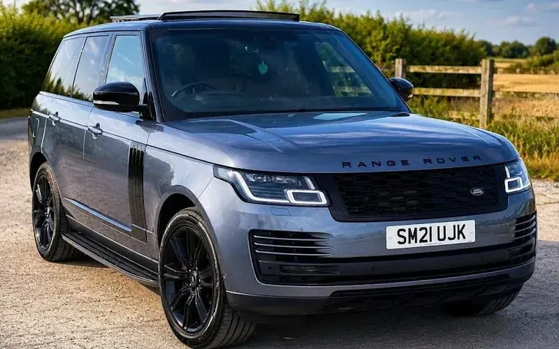 Used Land Rover Range Rover 404 HP (297 kW) 2021 SUV