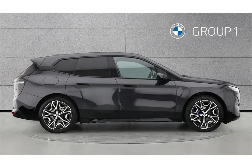 Usado BMW iX Comfort Edition 455 kW (619 CV) 2022 Gris SUV