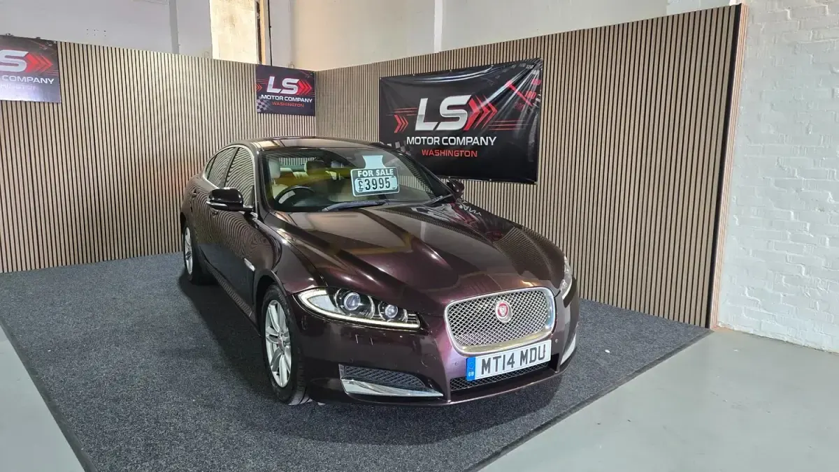 Used Jaguar XF Luxury 2014 Red Sedan