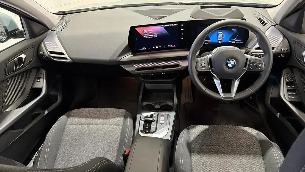 Used BMW 120 Sport Line 2025 Green Hatchback