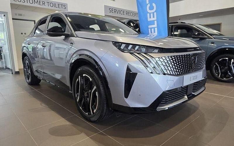 New 2025 Peugeot e-3008 GTi SUV | £47,532 (Fair price) - Image 1/4