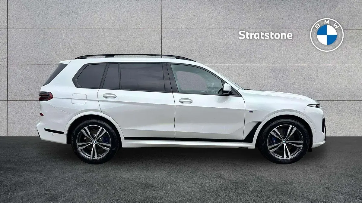 Used BMW X7 M Sport 347 HP (255 kW) 2026 White SUV