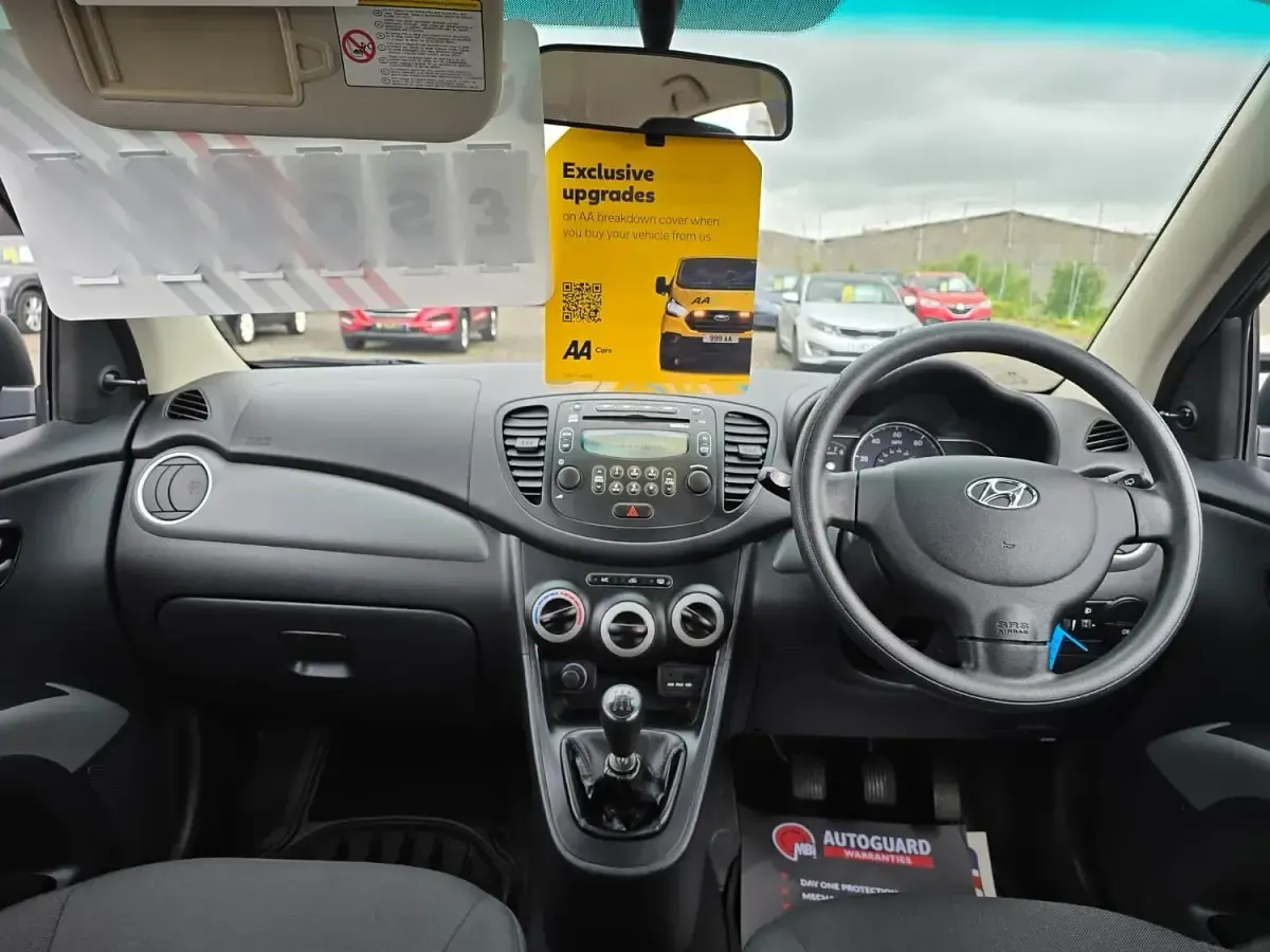 Used Hyundai i10 Classic 84 HP (61 kW) 2012 Black Hatchback