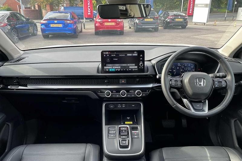 Used Honda CR-V Elegance 184 HP (135 kW) 2025 White SUV