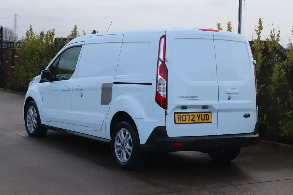 Used Ford Transit Connect Limited 120 HP (88 kW) 2022 White MPV