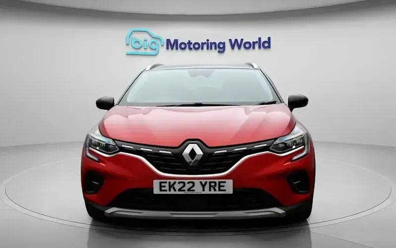 Usado Renault Captur SE 160 HP (117 kW) 2022 Vermelho SUV