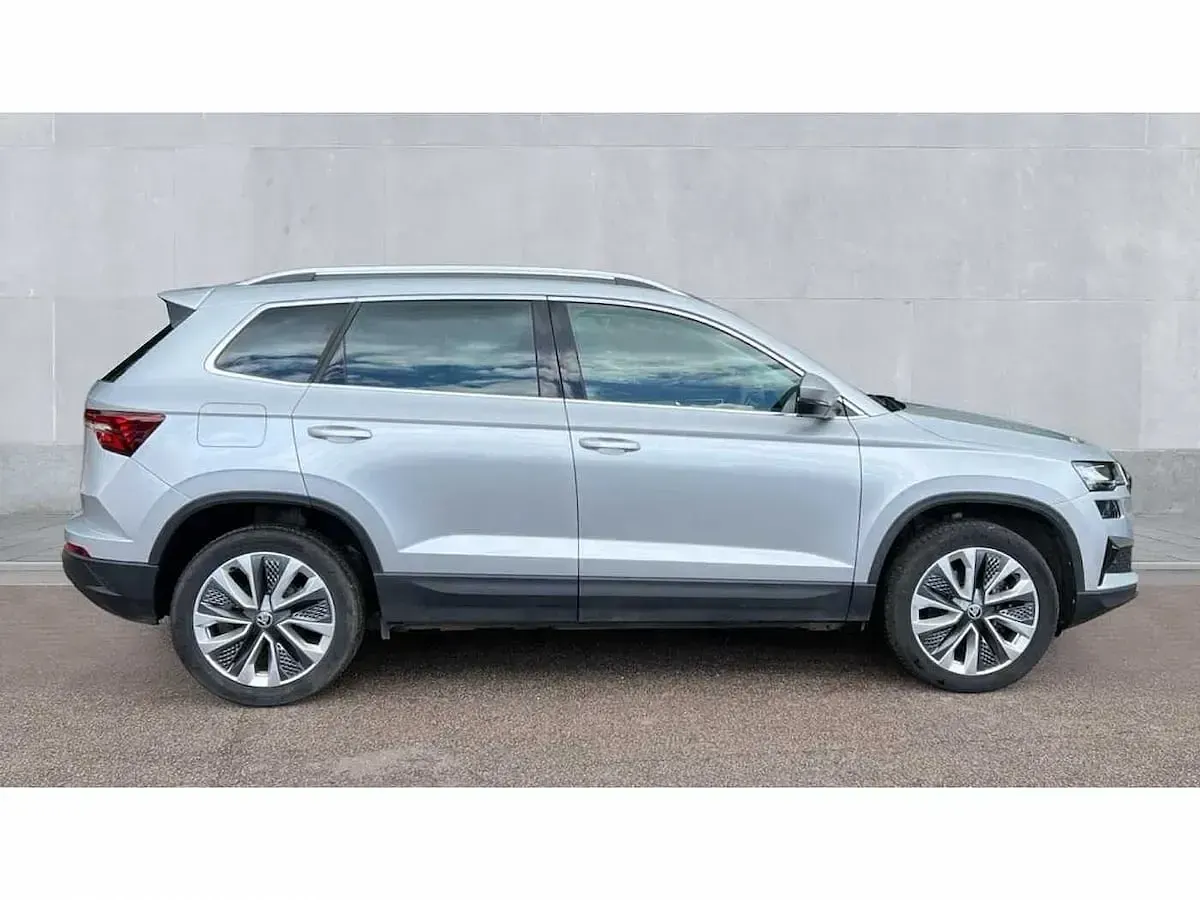 Used Skoda Karoq SE L 150 HP (110 kW) 2024 Brilliant silver metallic SUV