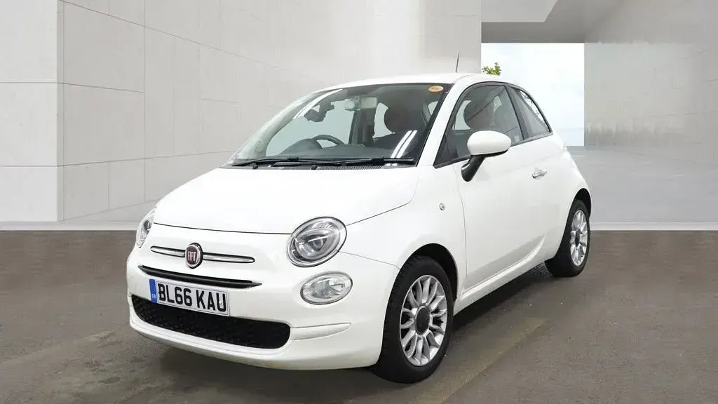 Used Fiat 500 Pop Star 69 HP (50 kW) 2016 White Hatchback