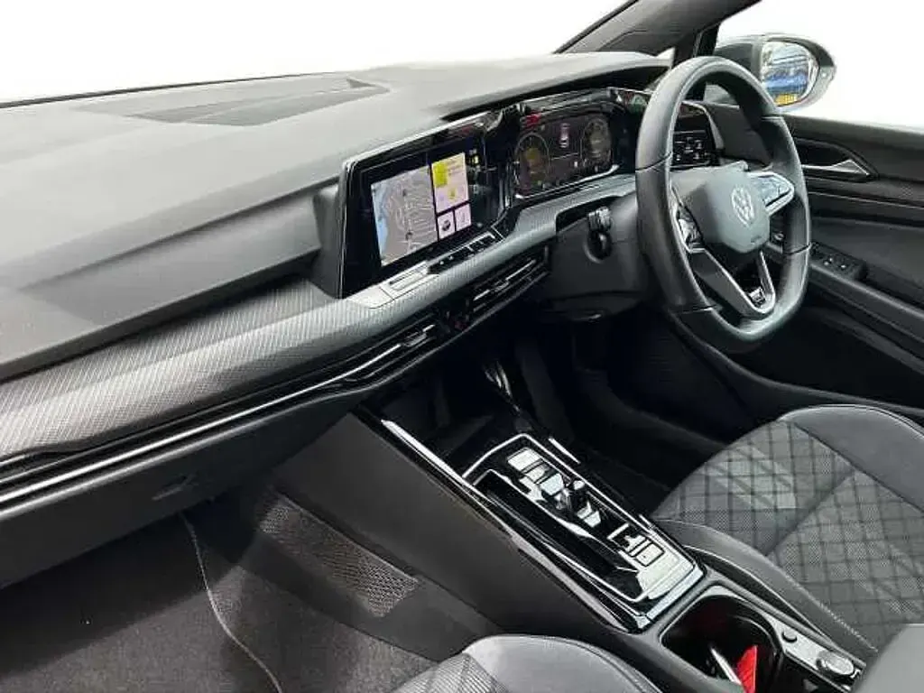 Used VW Golf VIII R-line 150 HP (110 kW) 2024 Black Hatchback