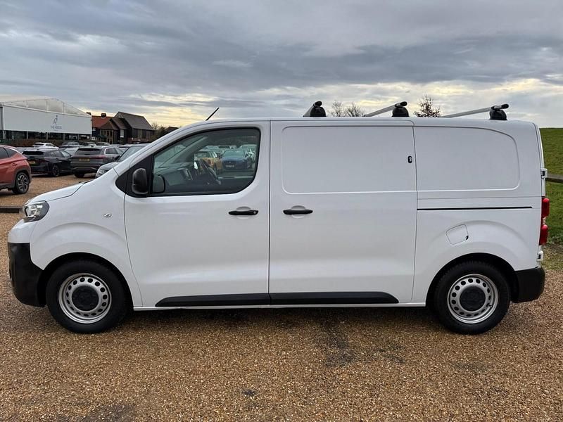Used Peugeot Expert Premium 2022 White Van