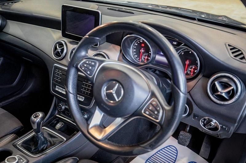 Used Mercedes CLA200 Shooting Brake 136 HP (100 kW) 2016 Black Estate