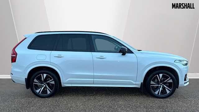 Used Volvo XC90 Plus 250 HP (183 kW) 2024 White SUV