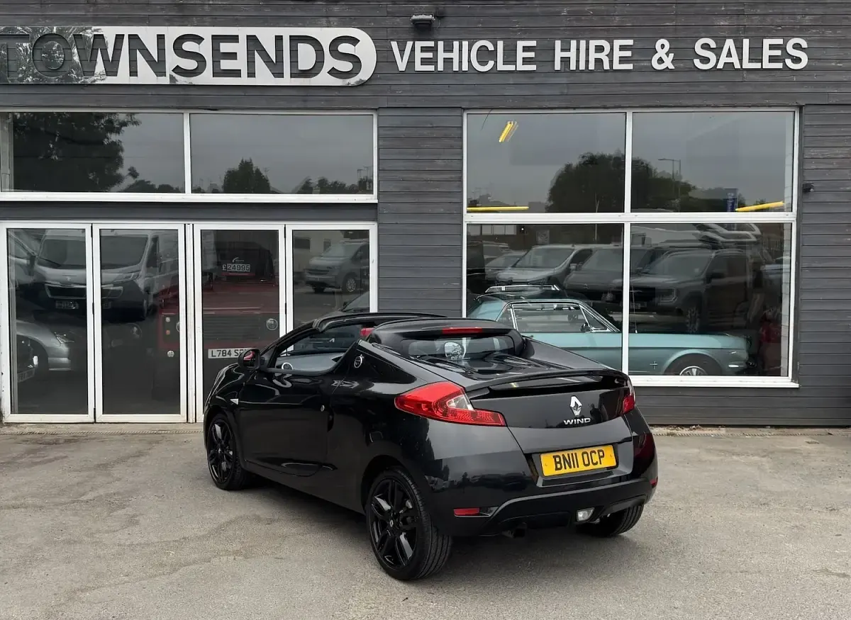 Used Renault Wind GT-Line 101 HP (74 kW) 2011 Black Cabriolet