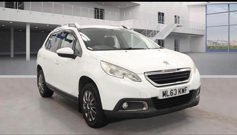 White Used 2013 Peugeot 2008 Active SUV | £4,165 (Good price) - Image 1/4