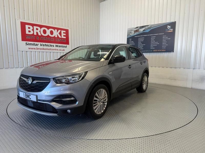 Used Vauxhall Grandland X Sport 130 HP (95 kW) 2019 Grey SUV