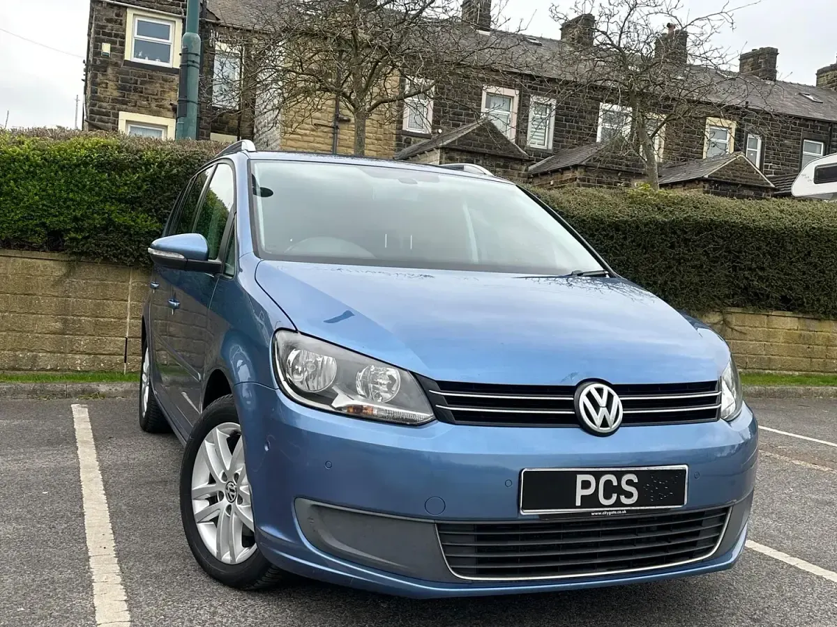 Used VW Touran SE 105 HP (77 kW) 2012 Blue MPV