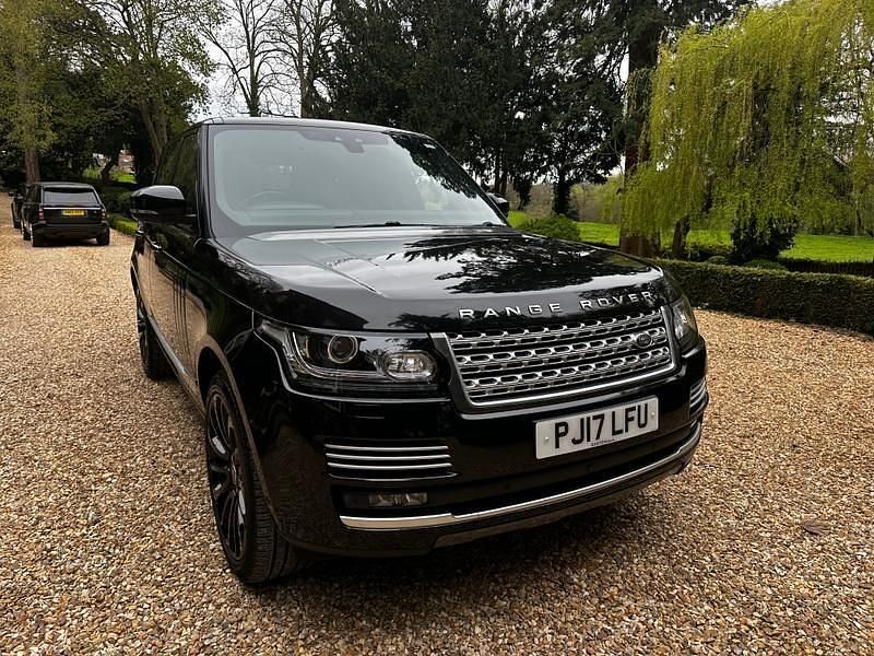 Used Land Rover Range Rover Autobiography 258 HP (189 kW) 2017 Black SUV