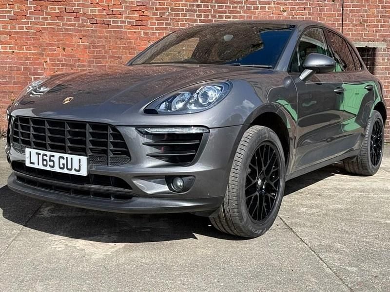 Used Porsche Macan 237 HP (174 kW) 2015 Grey SUV