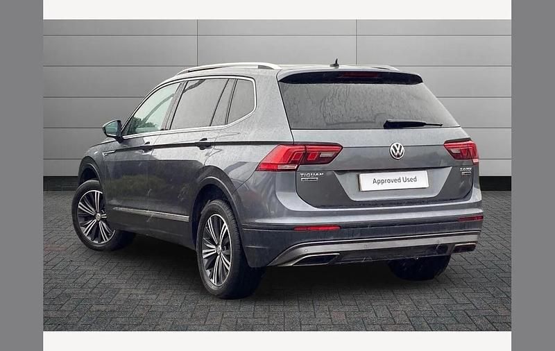Used VW Tiguan Allspace SE 150 HP (110 kW) 2018 Grey SUV